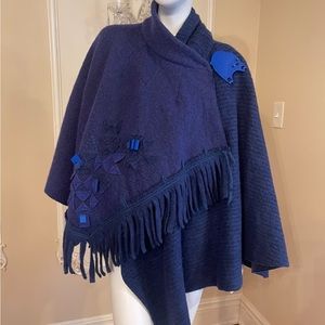 Save The Queen Poncho Cape mede in italy